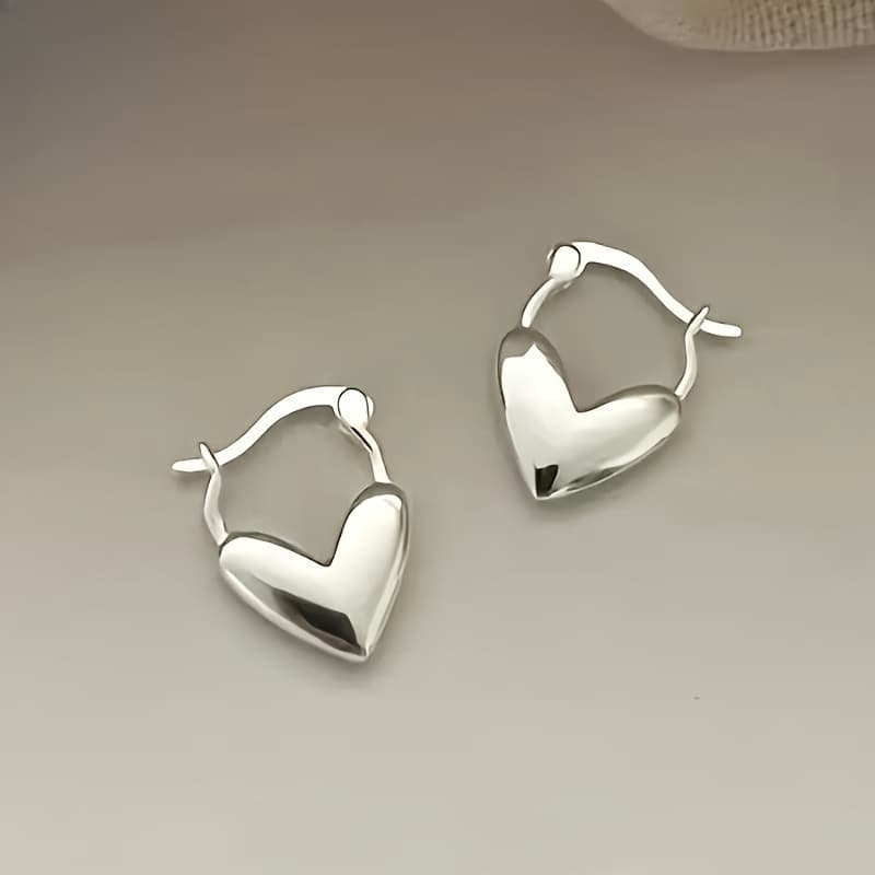 TEMU A Pair Of Silvery Heart-shaped Hoop Earrings, Unisex, Bohemian Vintage Style, Love Jewelry Gift