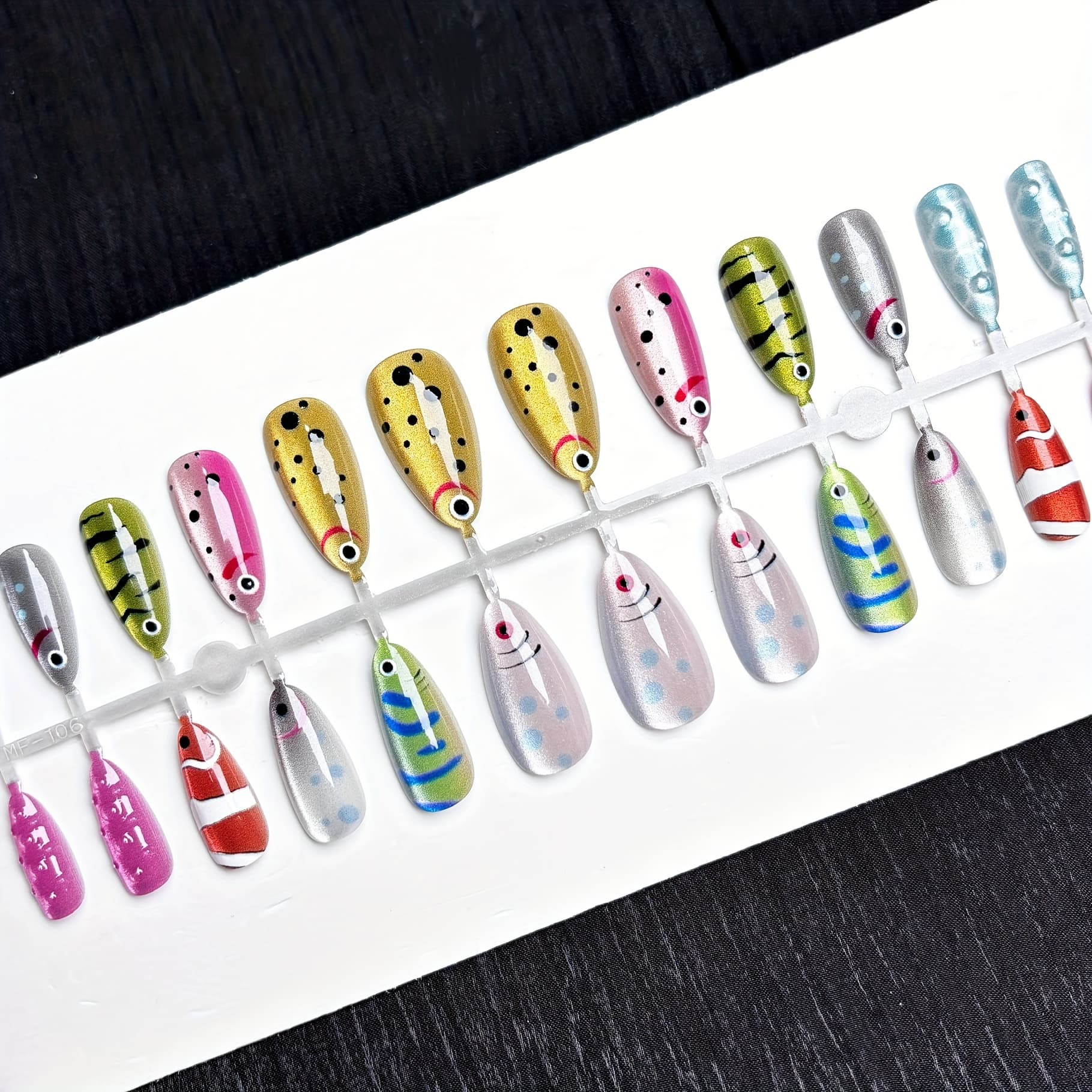 TEMU 24pcs Cat Eye Fish High-end Niche Art Wearing Armor, Sweet And Cool Full Coverage Fake Nails, Suitable For Daily Use By Women And, Wedding Gift: Press-on Fake Nails