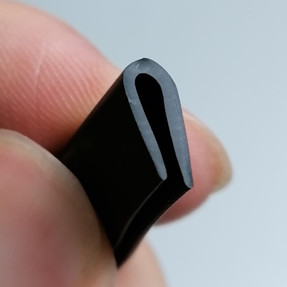 TEMU Shaped U Door Seal Strip Car Rubber Strip Adhesive Car Soundproofing Car Seal, 1-8 Meters For Auto Seals Rubber Strip