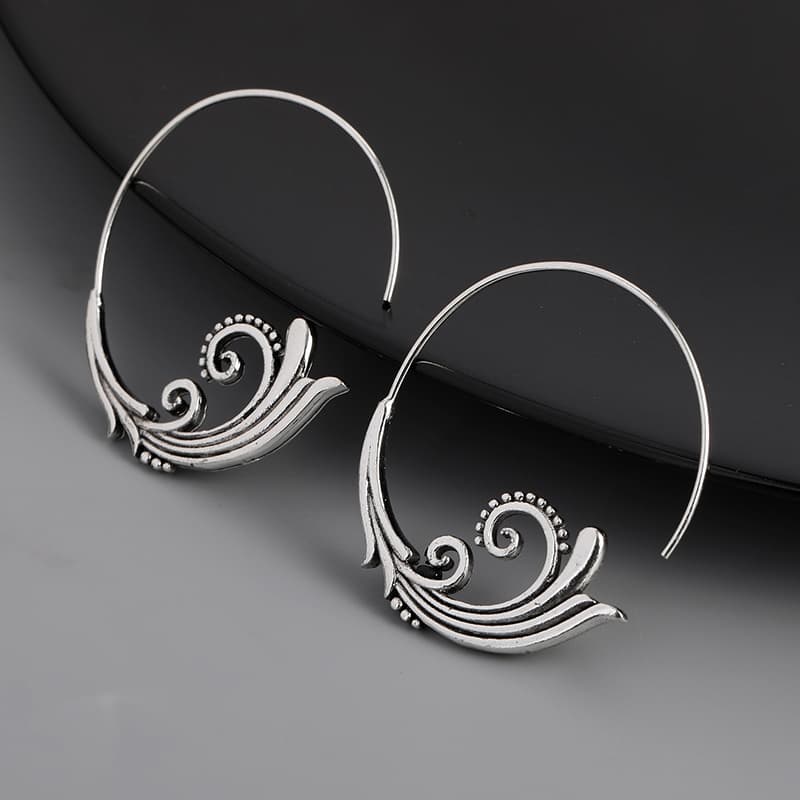TEMU Style Hoop Earrings With Leaf Design - Ear Decor For Women