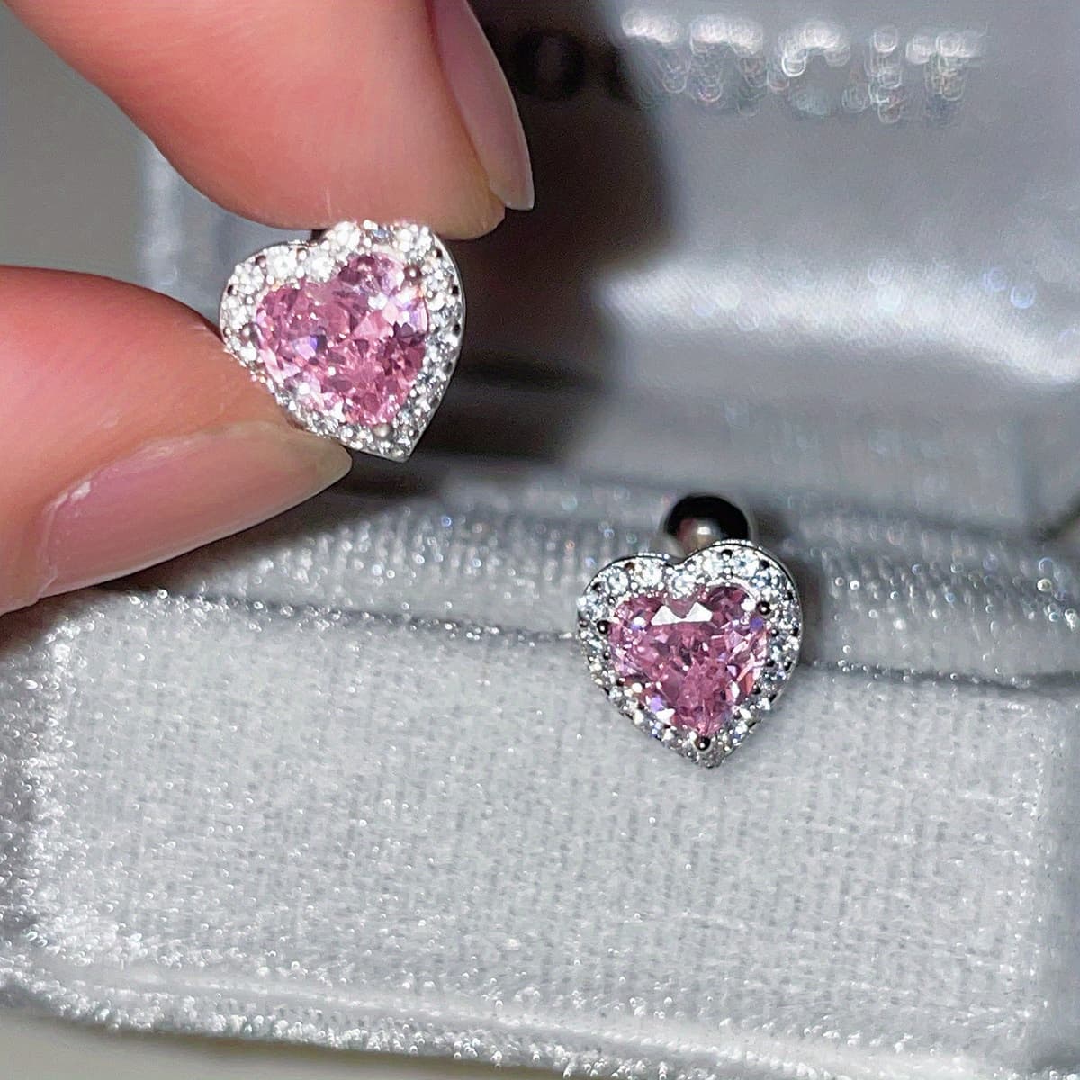 TEMU Elegant Heart-shaped Cubic Zirconia Stud Earrings - Trendy Jewelry Gift For Women