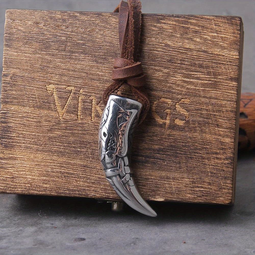 TEMU Wolf Fang Spikes With Wolf Carving Pattern Pendant Necklace As 's Gift