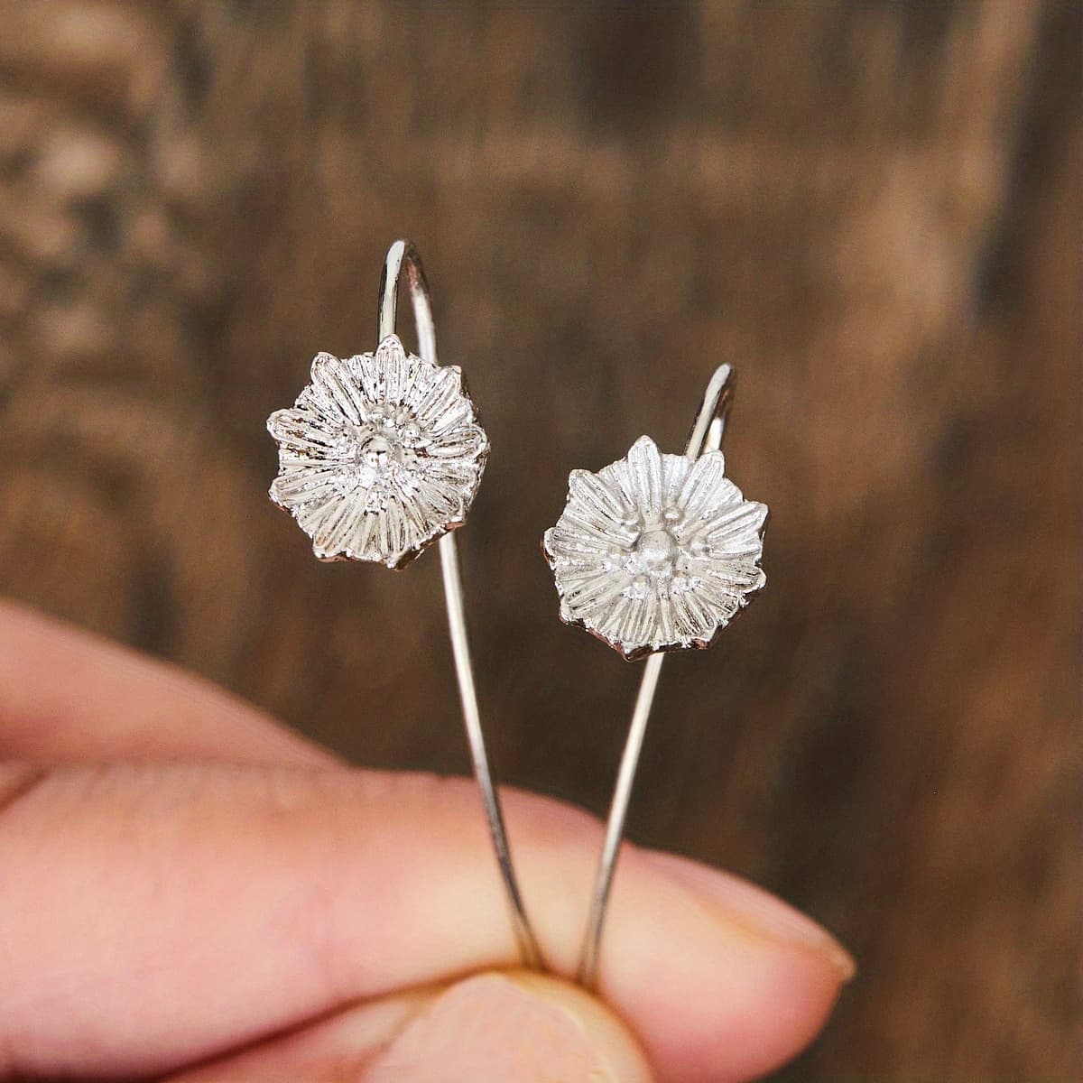TEMU Beautiful Silvery Sunflower-shaped Hook Earrings In A Vintage Bohemian Style, From Alloy, Perfect As A Delicate Gift For Women And