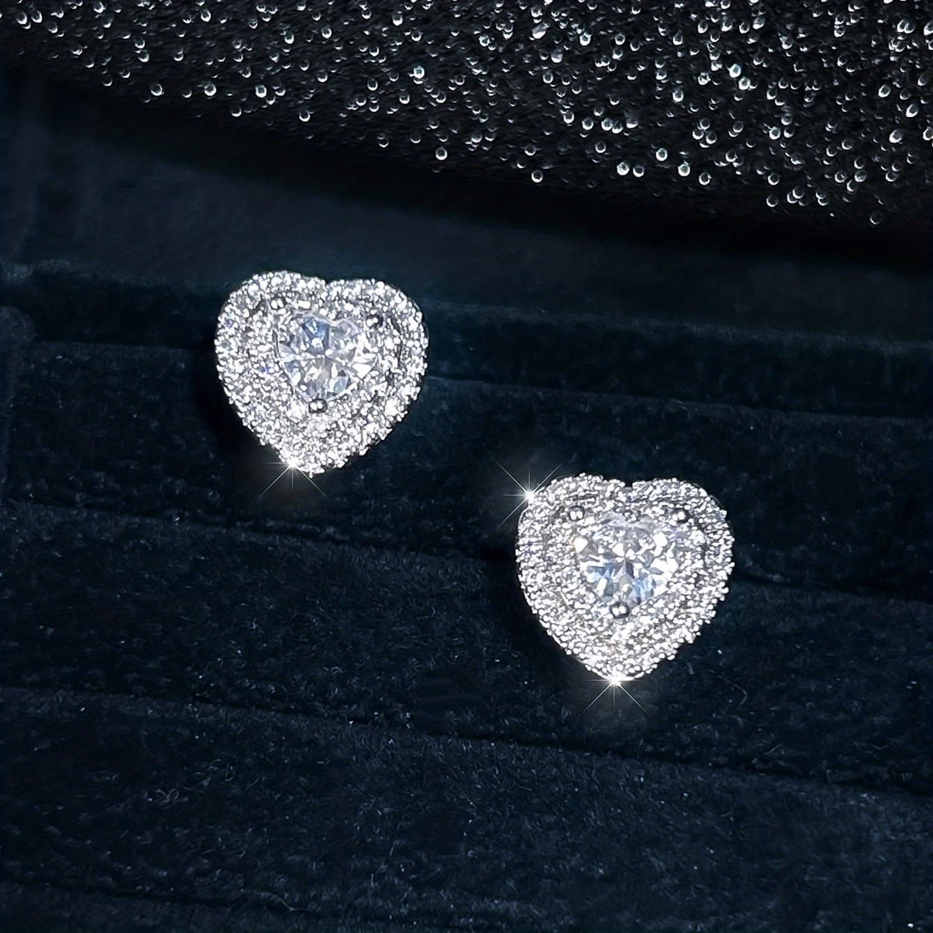 TEMU A Pair Of Heart-shaped Earrings Made Of 925 Sterling Silver, With Heart-shaped Zirconia, Perfect For Elegant Jewelry And A Fashionable Gift For Women