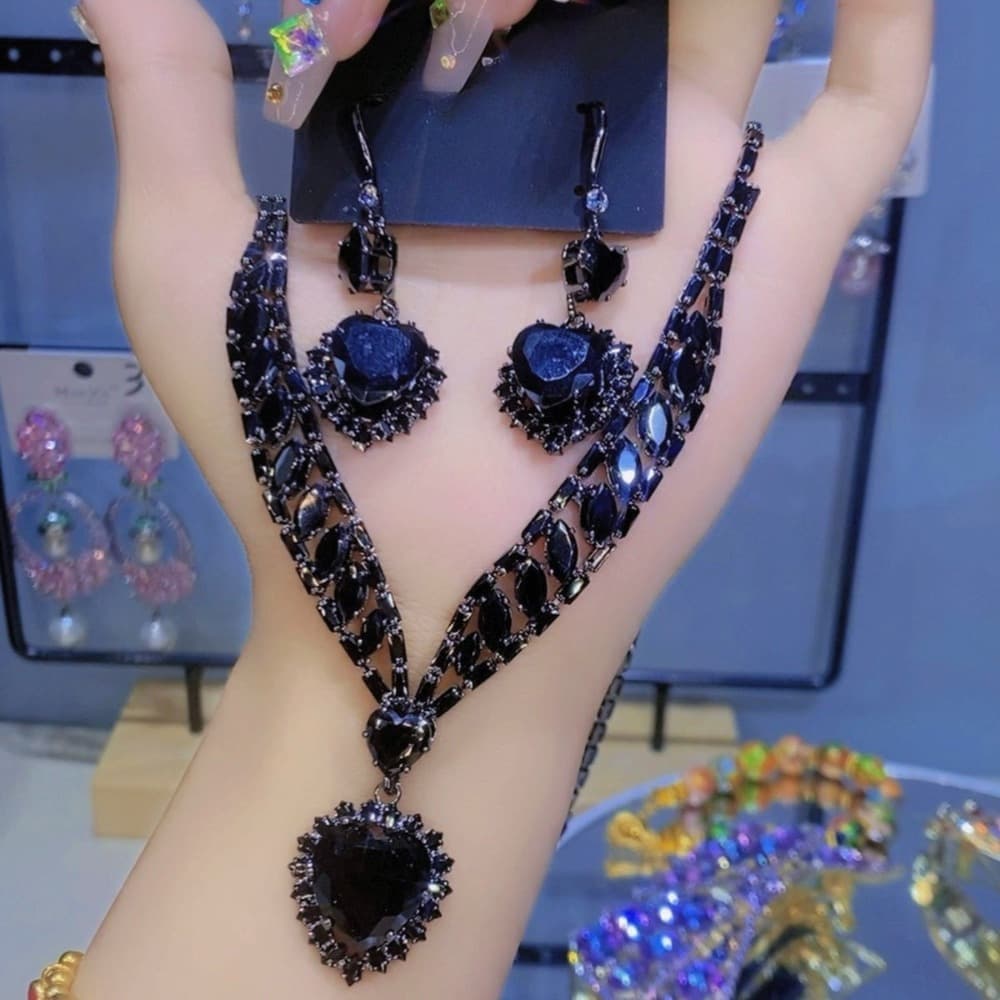 TEMU 2025 New Style Women's Necklace Does Not Fade Popular Heart Light Luxury All-match Earrings