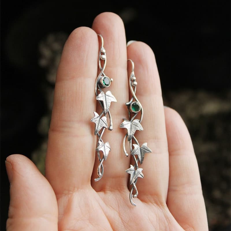TEMU Ivy Earrings - Botanical Leaf Design Jewelry