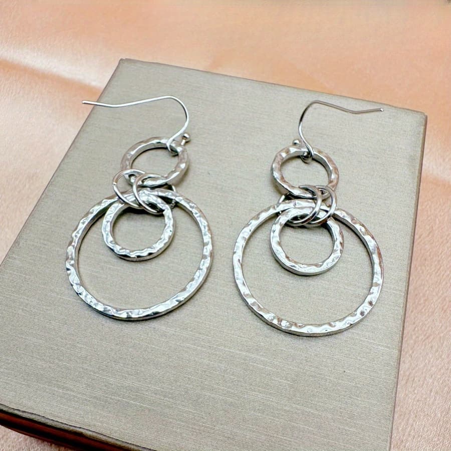 TEMU Set Of 2 Stylish Hoop Earrings, Retro Jewelry For Women, Ideal Present For , , And Moms