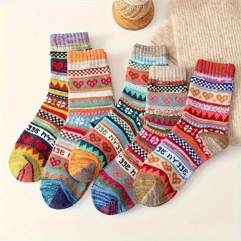 TEMU 5 Pairs Of Heart-shaped Printed Socks, Comfortable And Warm Tube Socks, Ladies' Stockings And Tube Socks-stockings.