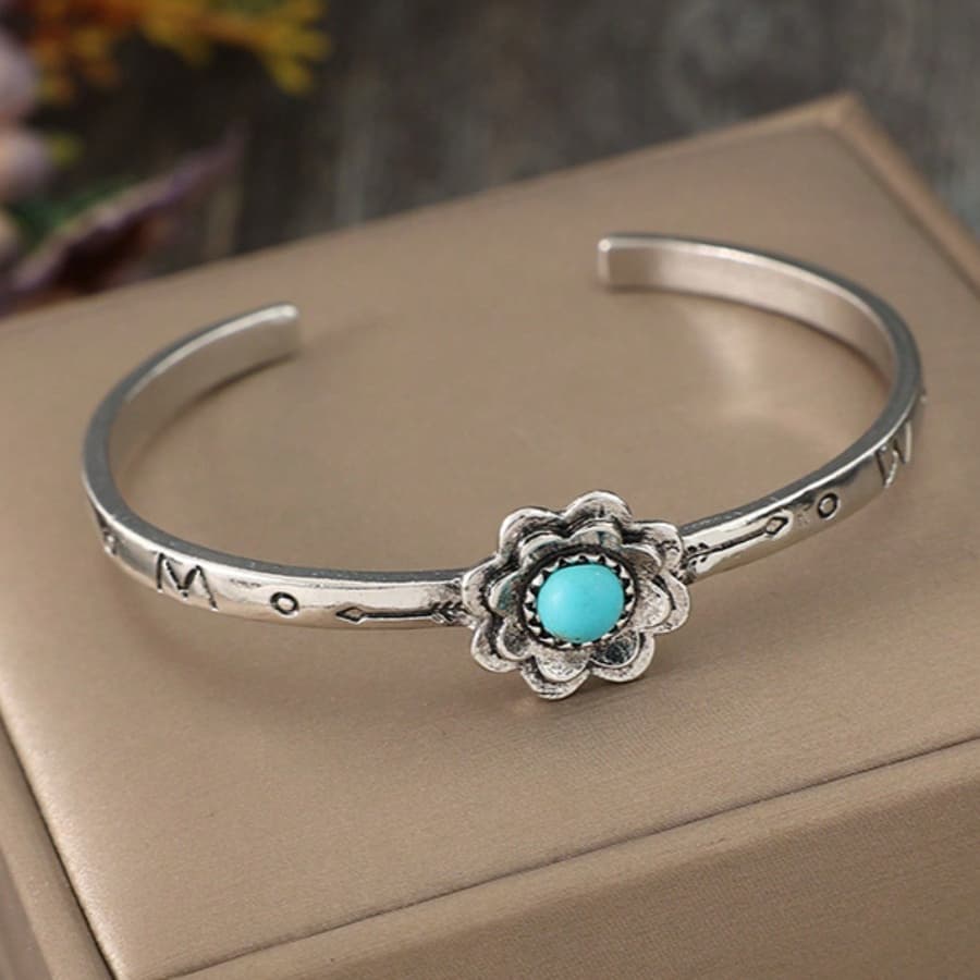 TEMU 1pc Bohemian Retro Flower Turquoise Bracelet Suitable For Women' Versatile Party Wear Exquisite Holiday Gifts For Relatives Jewelry Gifts