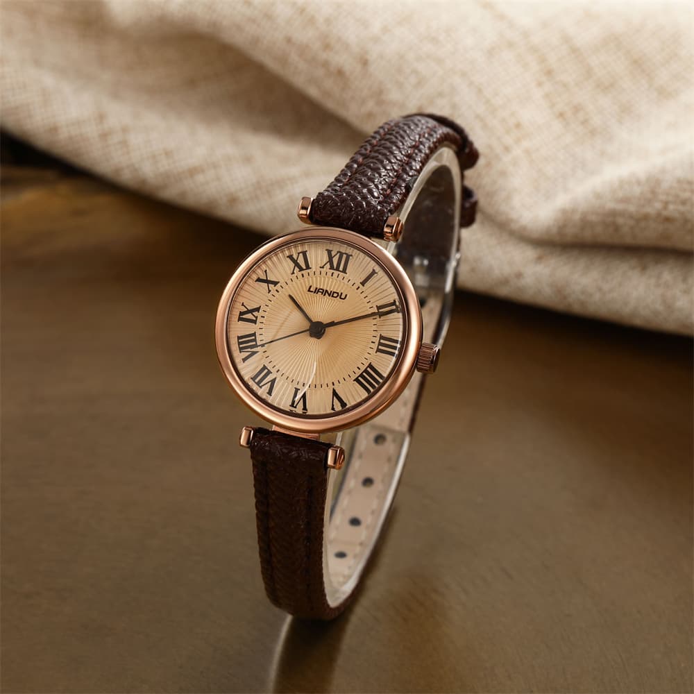 TEMU 1pc Women's Vintage Style Quartz Watch, Faux Leather Strap, For Daily Wear, Back-to-school, Graduation, Thanksgiving - Ideal Gift For Couples, Cute Watch, Best For Christmas