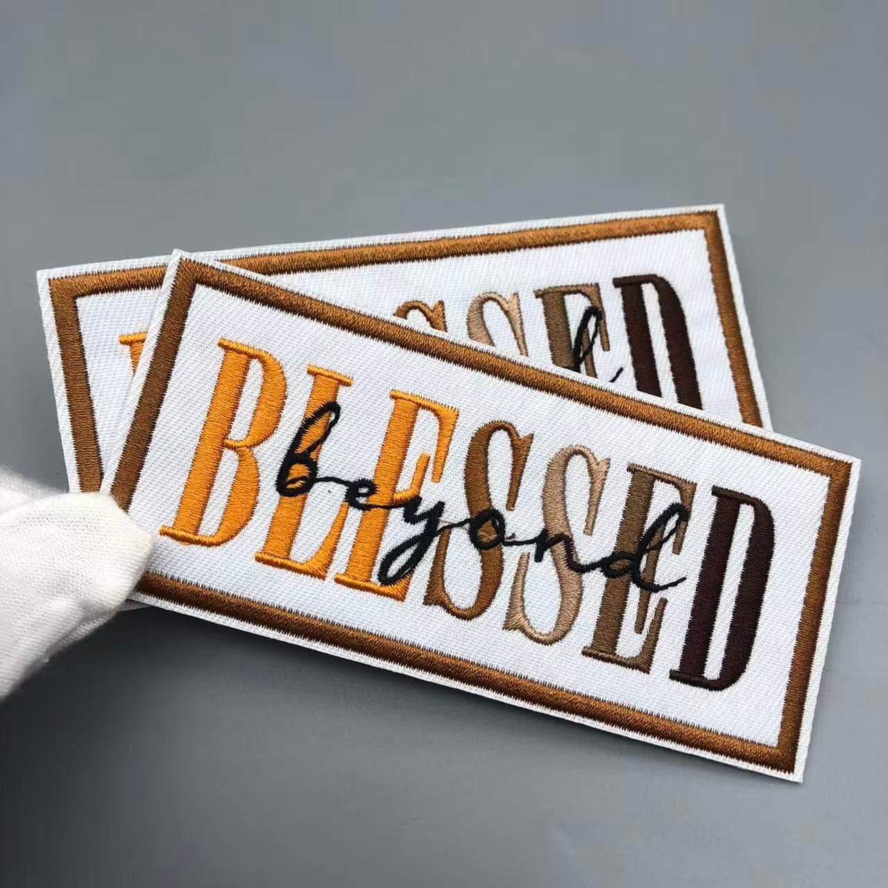 TEMU 2 Pieces Of Rectangular Creative English Blessed Pattern Heat Transfer Adhesive Embroidered Patches, Easy To Operate, Fixed By Ironing, Suitable For Sewing Personalized Outfits