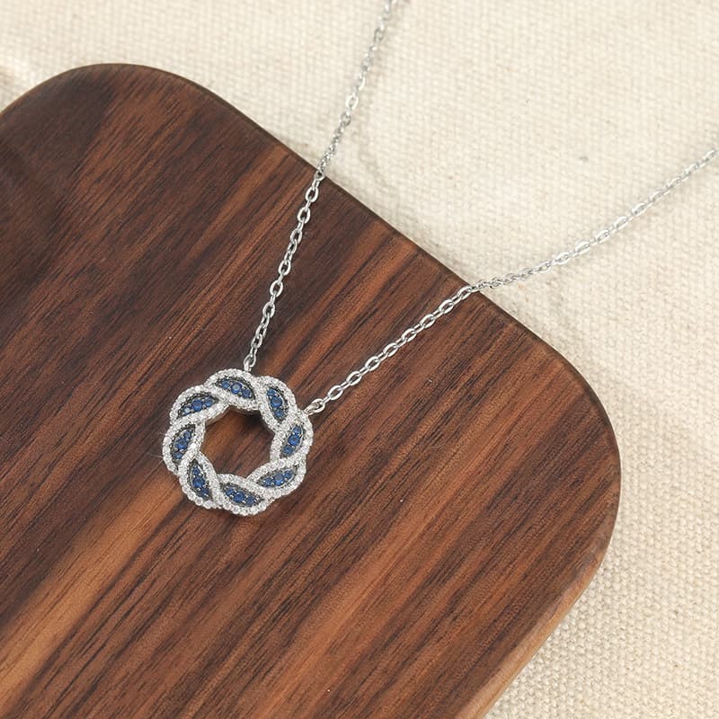 TEMU Exquisite Retro -shaped Hollowed-out Necklace, Set With Blue And White Synthetic Zirconia, A Fashionable And Elegant Accessory For Women