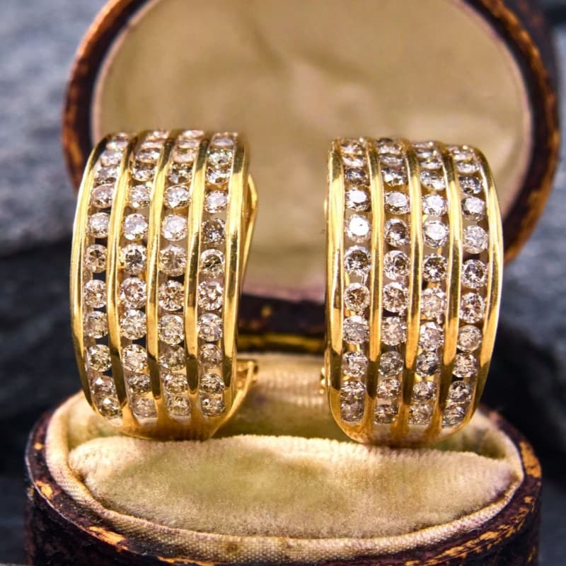 TEMU Golden Earrings With 4-row Synthetic Synthetic Zirconia Wide Hoop Earrings For Women, Jewelry For Parties, Banquets, And Daily Wear ()