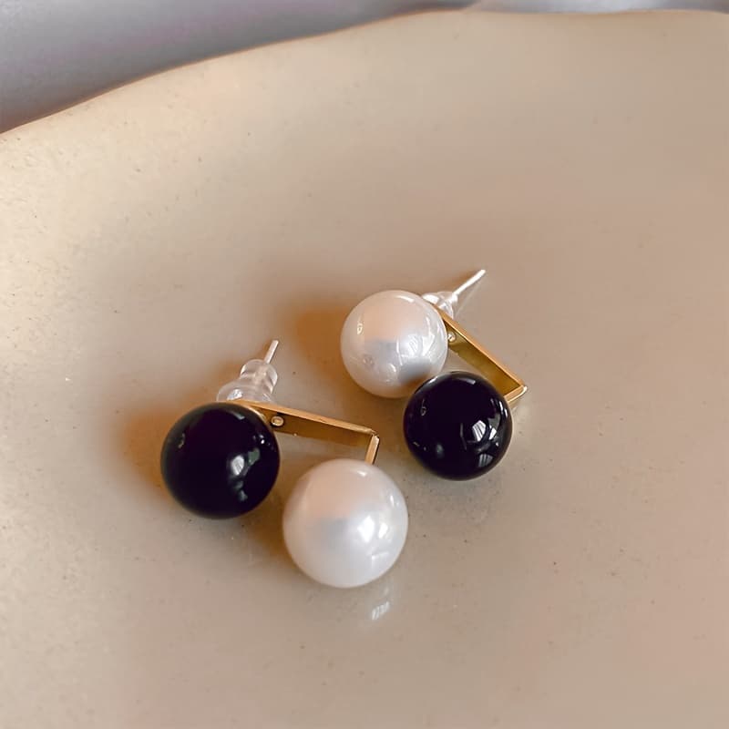TEMU Pair Of Minimalist Fashion Commuter Black And White Contrast Earrings