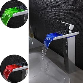 Bathroom Sink Faucet - Waterfall Chrome Centerset Single Handle One HoleBath Taps / Brass