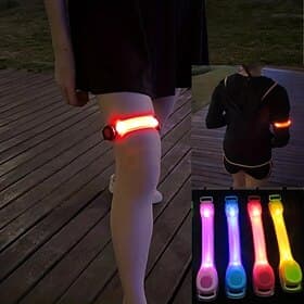 1 brassard de lumière de nuit – bande de sécurité LED réfléchissante haute visibilité avec mode clignotant pour la course, la marche, le jogging, le cyclisme –