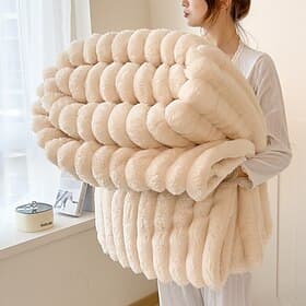 Thick Flannel Blanket with Rabbit Velvet, High GSM Soft Warm Throw Blanket for Sofa, Bed, Office, Multi-Purpose Winter Blanket