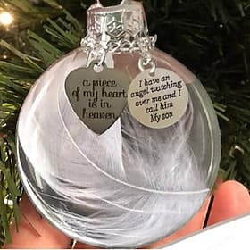 Christmas Memorial Ornament 6cm A Piece of My Heart Is In Heaven Feather Heart Hanging Decoration In Memory Ornament for Loss of Loved One Remembrance Gift