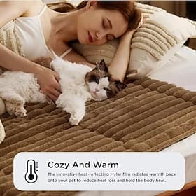 Bedsure Self Warming Cat Bed, Small Self Heating Dog Crate Pad, Thermal Extra Warm Puppy Mat Indoor Outdoor, Non-Slip Washable