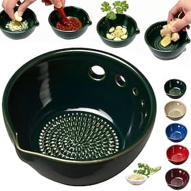 Bol à herbes 2 en 1 en céramique avec râpe à ail intégrée, idéal pour la préparation des herbes à la maison. Ce bol multifonctionnel est doté d'une râpe à ail