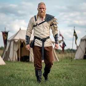 Set Mittelalterlich Renaissance Rüstung Outfits Ausgefallene Kostüme Krieger Wikinger Kostüm Herren Vikinger Halloween Karneval Leistung LARP Renaissance-Messe