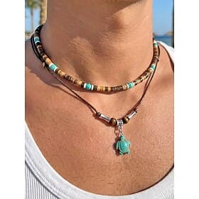 Collier bohème pour homme à double rang de perles de bois avec pendentif tortue turquoise, bijou décontracté idéal pour les vacances à la plage et à porter au