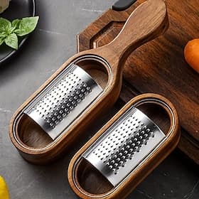 Râpe à fromage en acier inoxydable avec coffret en bois massif, râpe et trancheuse à fromage multifonctionnelle, râpe à fromage manuelle pour parmesan, cheddar